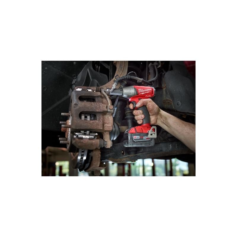 Milwaukee 2754 - 22 M18 FUEL 3/8 Compact Impact Wrench w/ Friction Ring Kit - Mississauga Hardware Centre IncMilwaukee2754-22