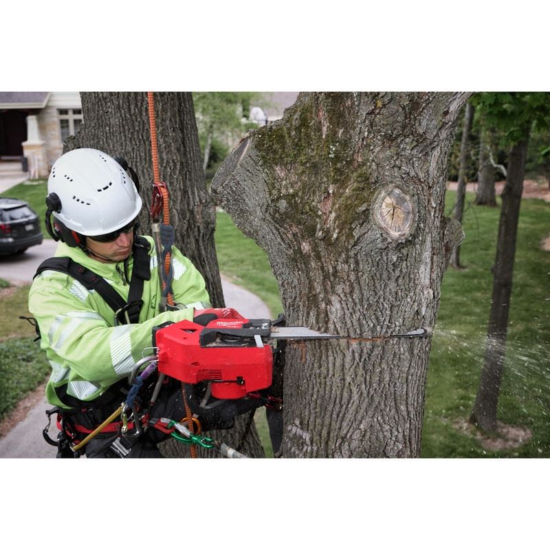 Milwaukee 2826 - 21T M18 FUEL 14in Top Handle Chainsaw Kit - Mississauga Hardware Centre Inc