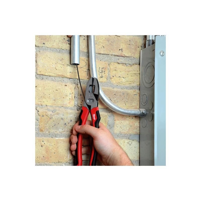 Milwaukee | 48 - 22 - 3309 6 IN 1 Lineman's Pliers - Mississauga Hardware Centre IncMilwaukee48-22-3309