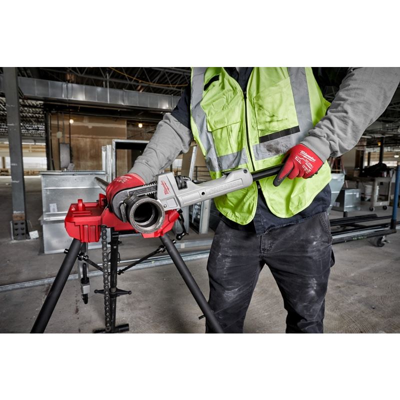 Milwaukee 48 - 22 - 7318 CHEATER Aluminum Adaptable Pipe Wrench - Mississauga Hardware Centre Inc