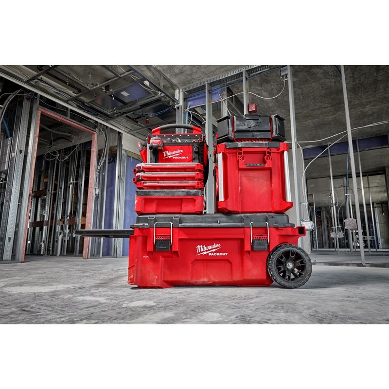 Milwaukee 48 - 22 - 8428 PACKOUT Rolling Tool Chest - Mississauga Hardware Centre Inc