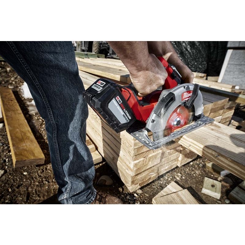 Milwaukee 48 - 59 - 1200 M18 REDLITHIUM HIGH OUTPUT HD12.0 Starter Kit - Mississauga Hardware Centre IncMilwaukee48-59-1200