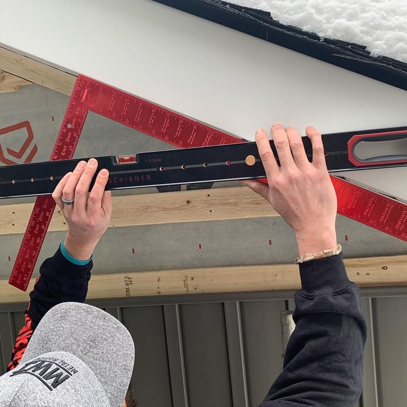 SCRIBNER SCRIBNERTOOL 48 IN LEVEL W/ 24 IN SQUARE - Mississauga Hardware Centre Inc