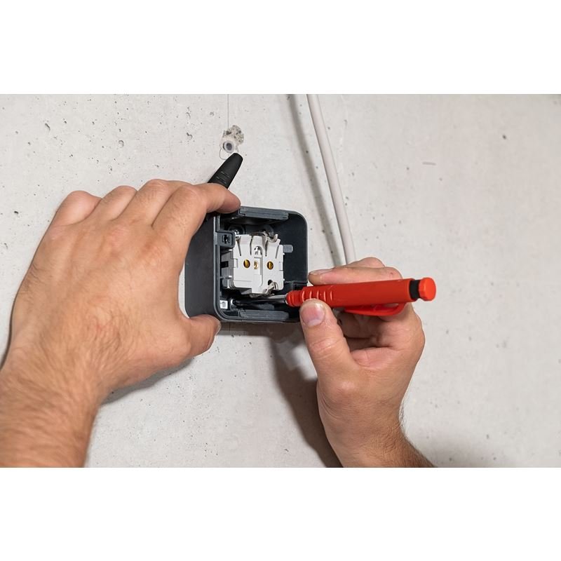 Sola TLM2 Deep Hole Marker - Mississauga Hardware Centre Inc