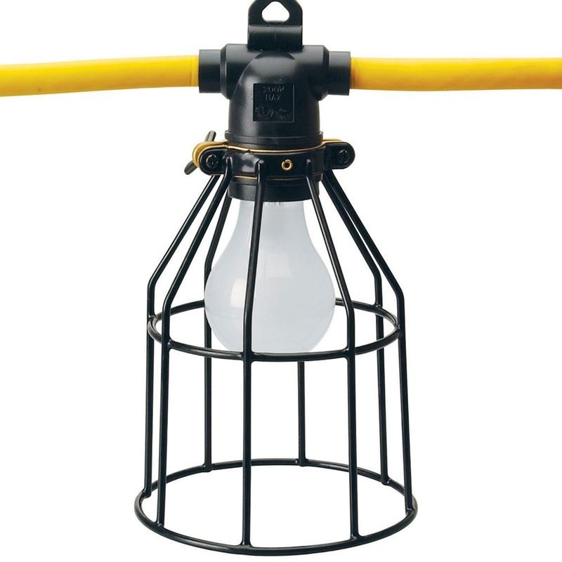 SOUTHWIRE 7539SW 100' Metal Guard String Light - Mississauga Hardware Centre Inc