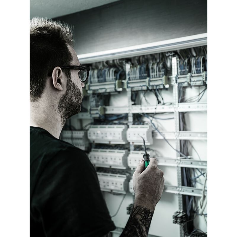 Wera 05008101001 338 Actuation Tool For Terminal Blocks (Spring Cages), 0.4 X 2.5 X 81 Mm - Mississauga Hardware Centre Inc