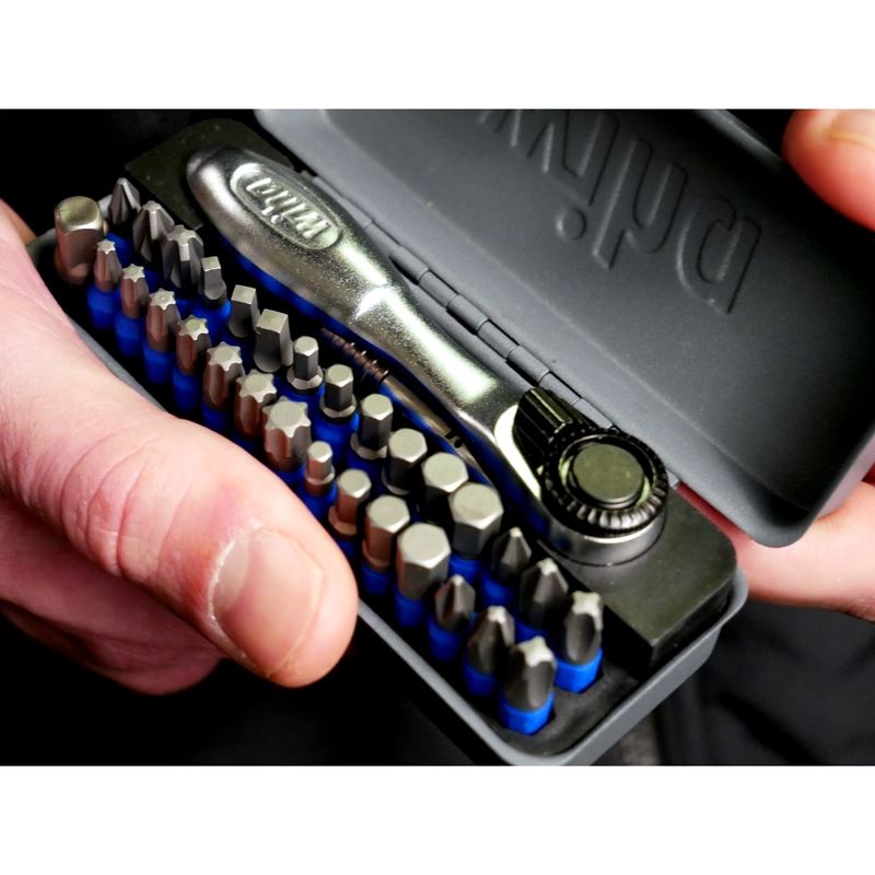 WIHA 76889 32 PIECE GOBOX TERMINATORBLUE MINI RATCHET AND IMPACT BIT SET - Mississauga Hardware Centre Inc