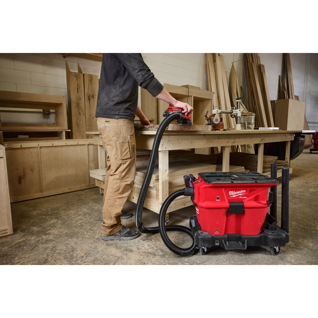 Milwaukee 0914-20 M18 FUEL™ NEXUS™ 6 Gallon Wet/Dry Vacuum w/ PACKOUT™ Compatibility & VACLINK™