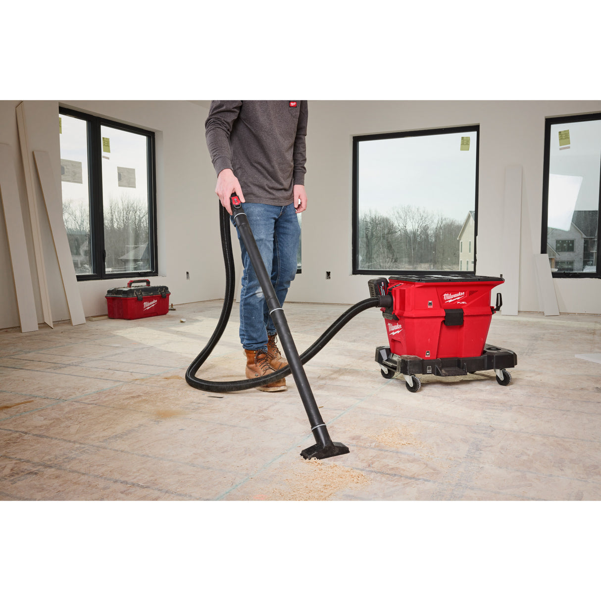 Milwaukee 0914-20 M18 FUEL™ NEXUS™ 6 Gallon Wet/Dry Vacuum w/ PACKOUT™ Compatibility & VACLINK™
