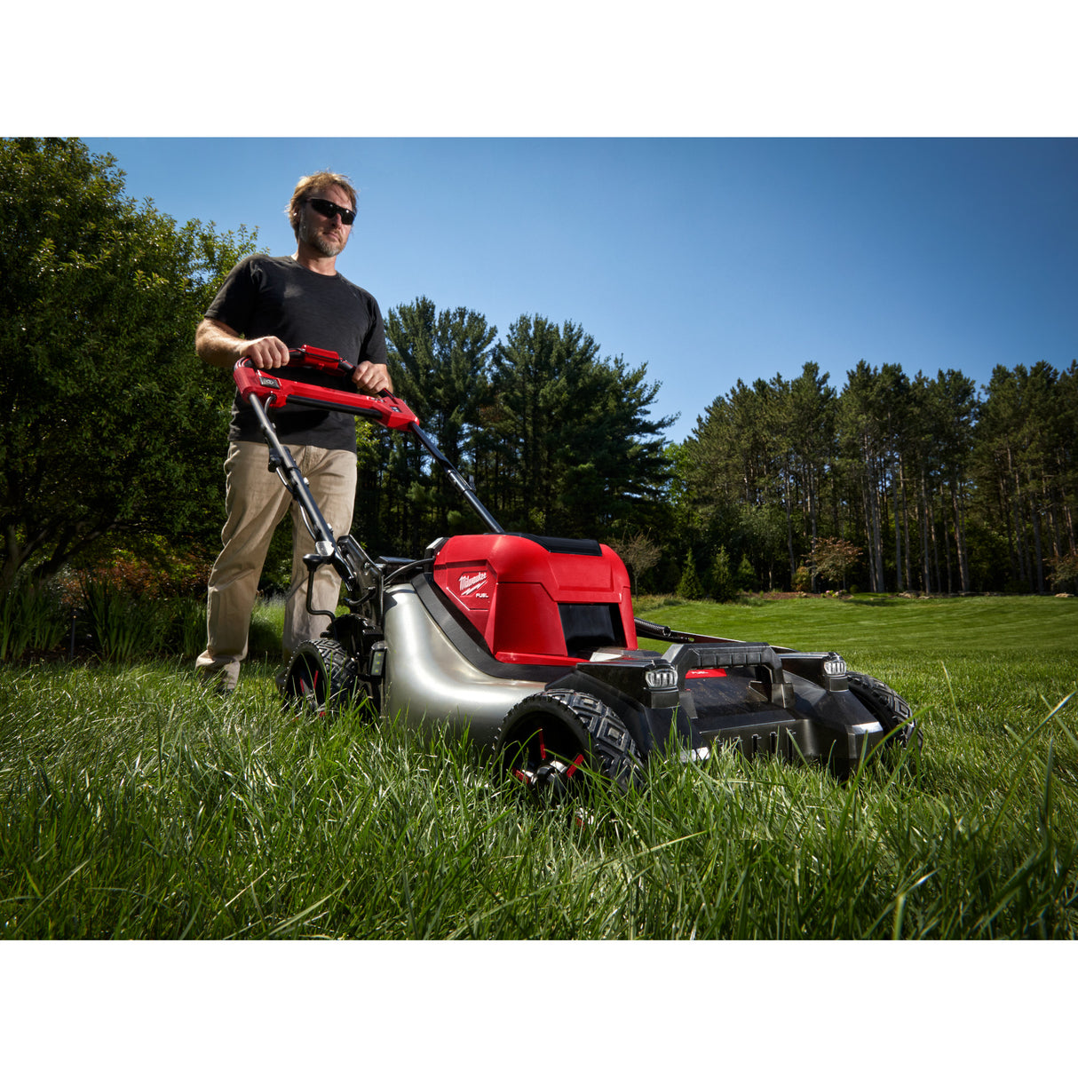 Milwaukee 2823-20 M18 FUEL™ 21" Self-Propelled Dual Battery Mower (Tool Only)