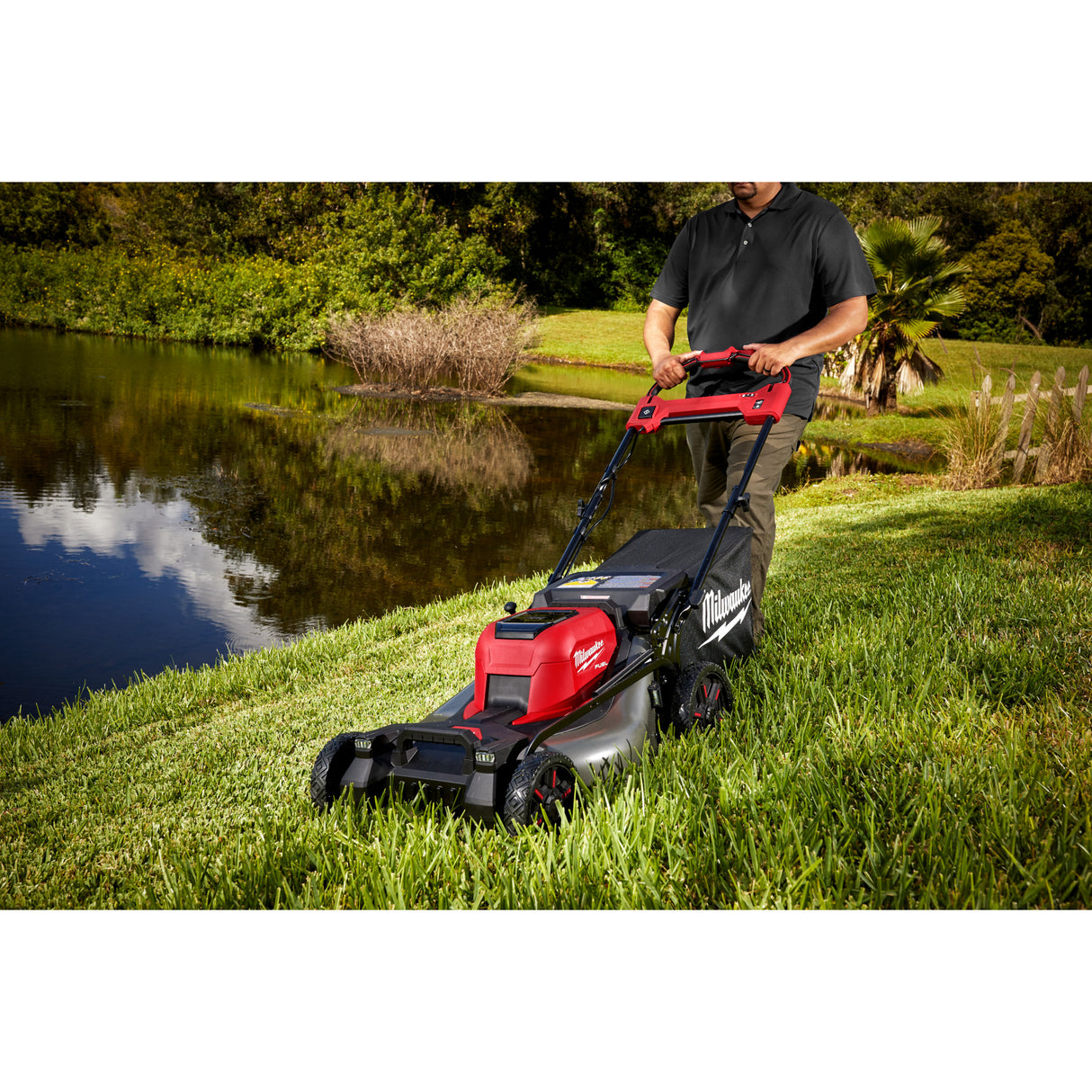 Milwaukee 2823-20 M18 FUEL™ 21" Self-Propelled Dual Battery Mower (Tool Only)