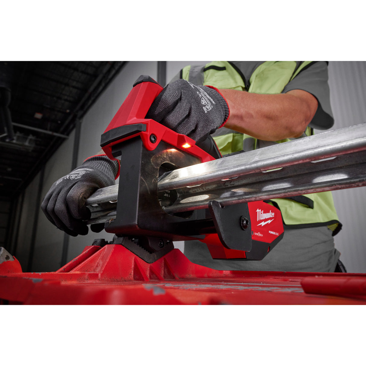 Milwaukee Tool 2933-20 M18™ FORCE LOGIC™ Single Channel Strut Shear