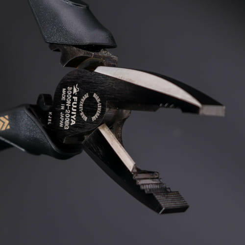 Fujiya Kurokin 3000N-200BG Eccentric Power Pliers