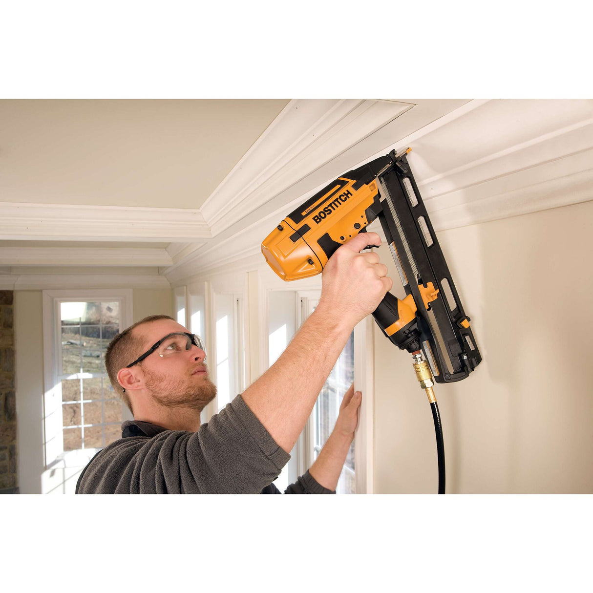 Bostich BTFP72155 Smart Point® 15 GA “DA” Style Angle Finish Nailer Kit
