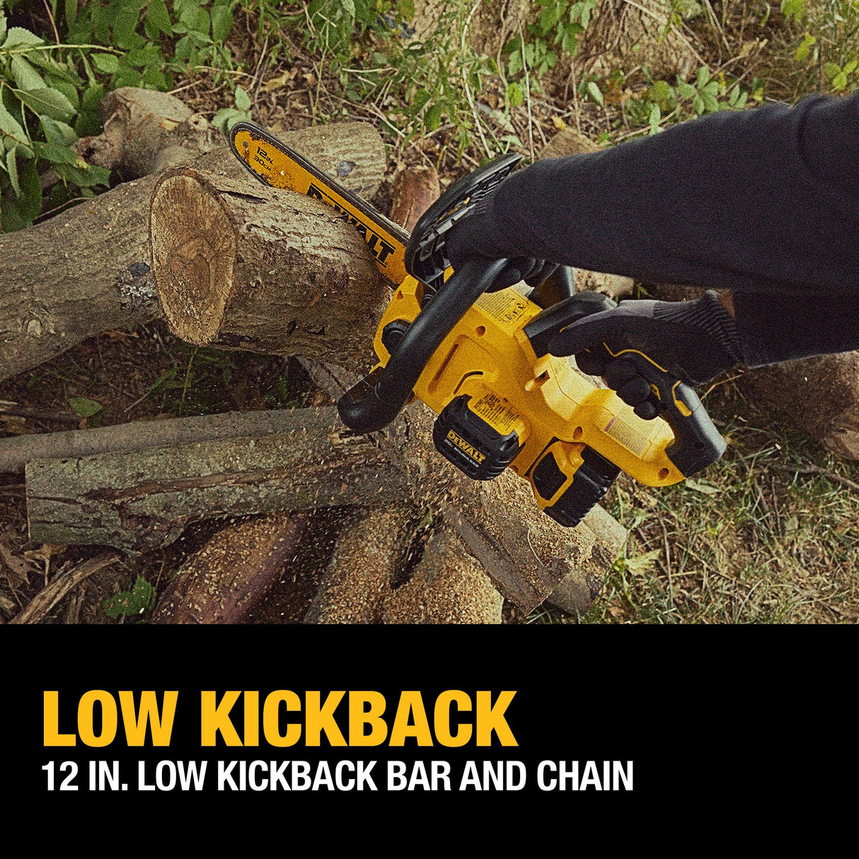 DEWALT DCCS621P1 20V MAX* Compact 12 in. Brushless Cordless Chainsaw Kit