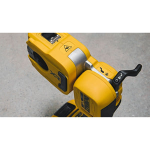 DEWALT DCE154E1 20V MAX* XR® 1-1/4 in. Copper Tubing Cutter Kit
