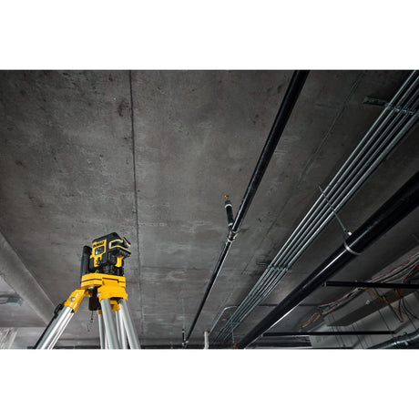 DEWALT DCLE14251GB USB Green 5-Spot & Crossline Laser Base Kit
