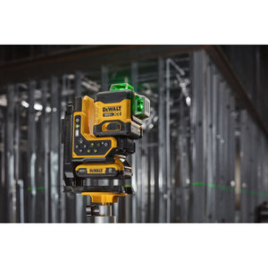 DEWALT DCLE34035D1 20V MAX* XR® Remote Control 360º Line Laser Kit