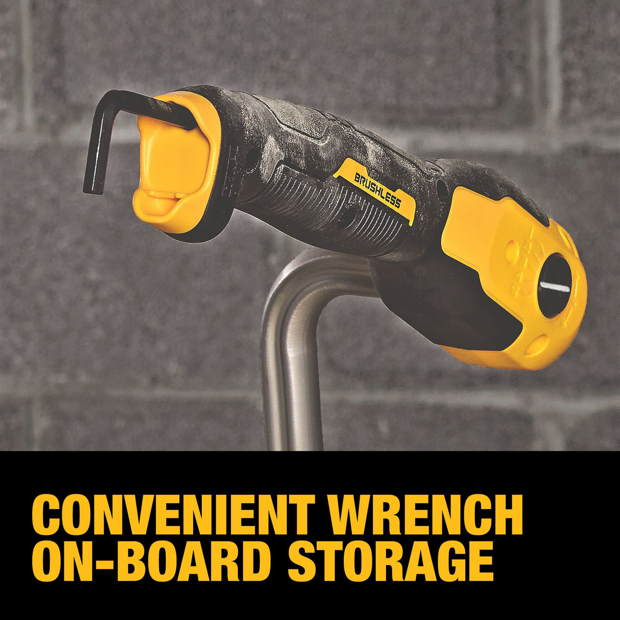 DEWALT DCPS330AG2 POWERSHIFT™ Concrete Power Screed Kit