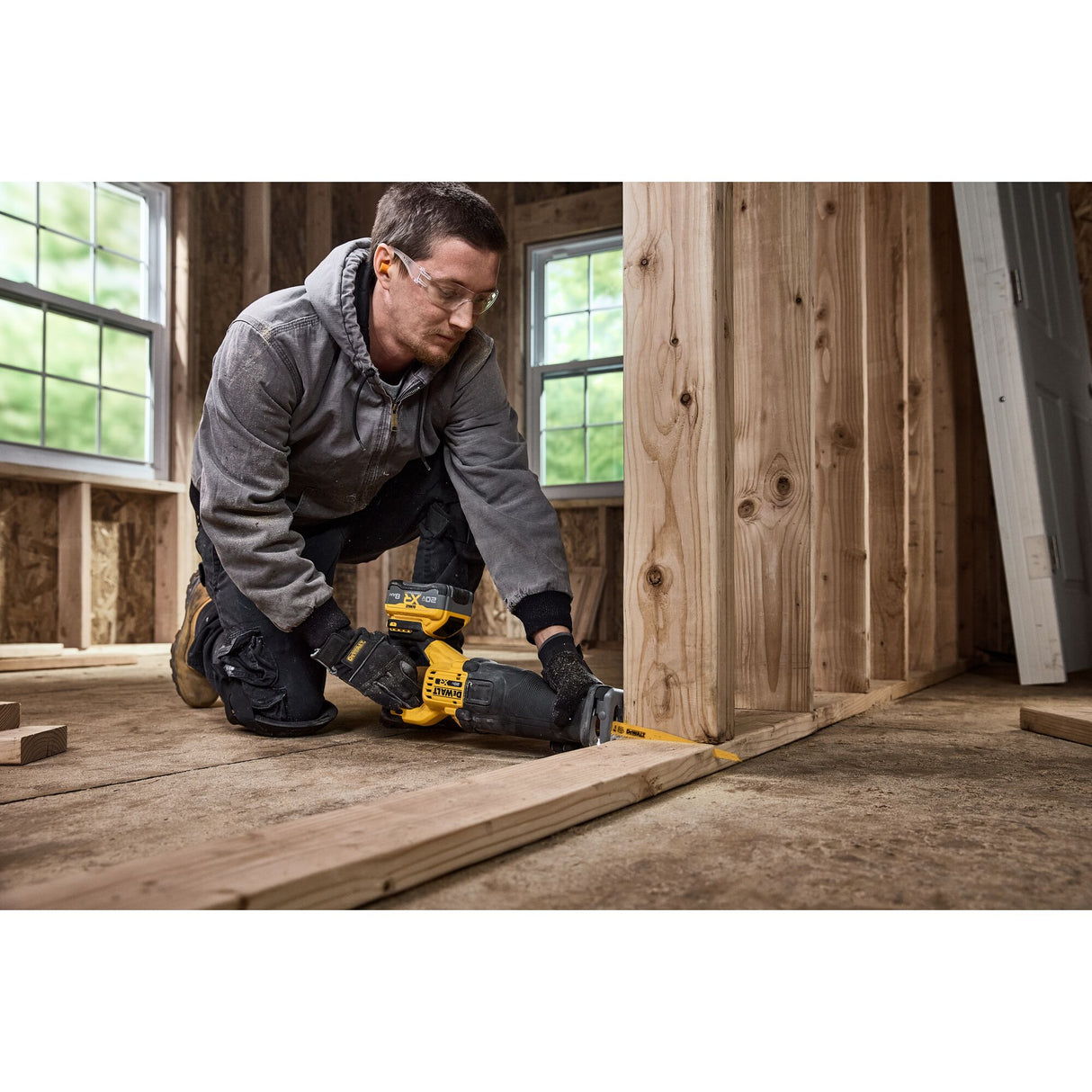 DEWALT DCS384B 20V MAX* XR® Brushless Cordless Reciprocating Saw (Tool Only)