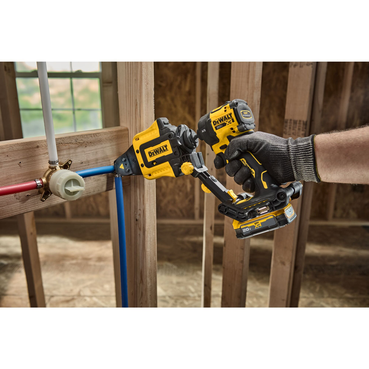 DEWALT DWAPXPIR IMPACT CONNECT PEX Pinch Clamp Attachment