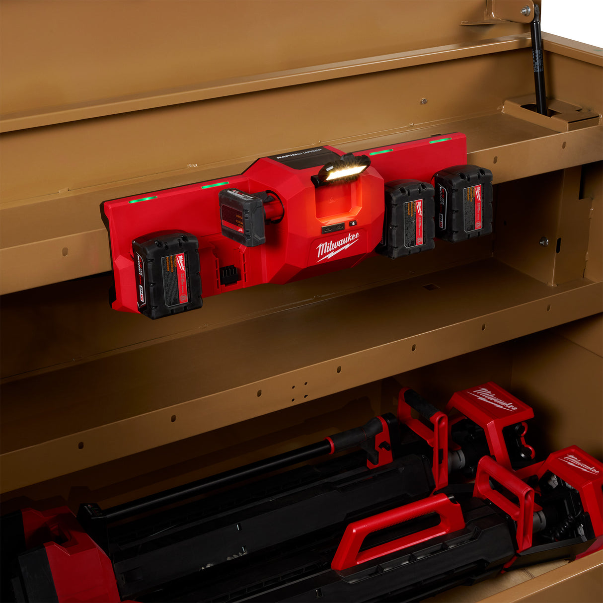 Milwaukee 48-59-1804 M18™ and M12™ Gangbox Rapid Charger