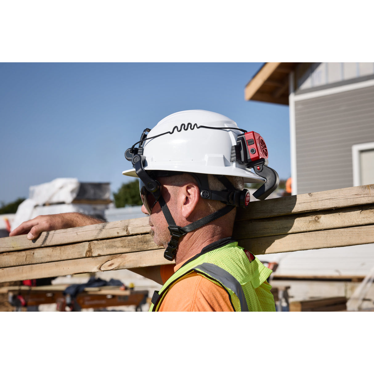 Milwaukee BOLT™ REDLITHIUM™ USB Cooling Fan 48-73-1385