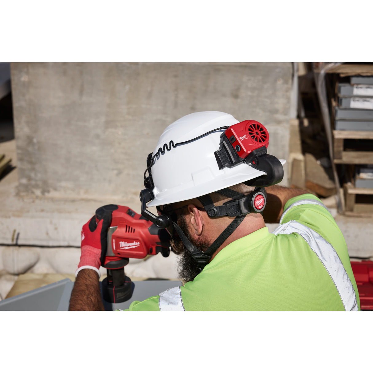 Milwaukee BOLT™ REDLITHIUM™ USB Cooling Fan 48-73-1385