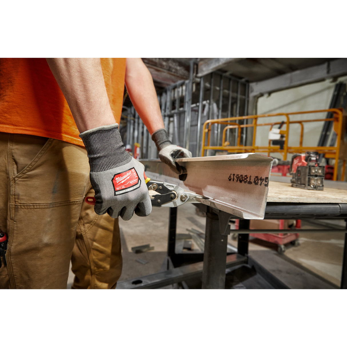 Milwaukee Cut Level 4 High-Dexterity Polyurethane Dipped Gloves