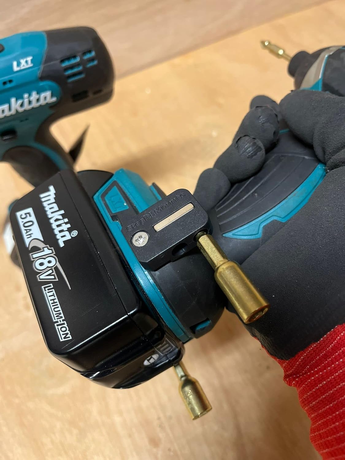 StealthMount BH-MK-S-BLU Stubby Magnetic Bit Holder for Makita CXT, LXT & XGT Tools (3 Pack) Teal