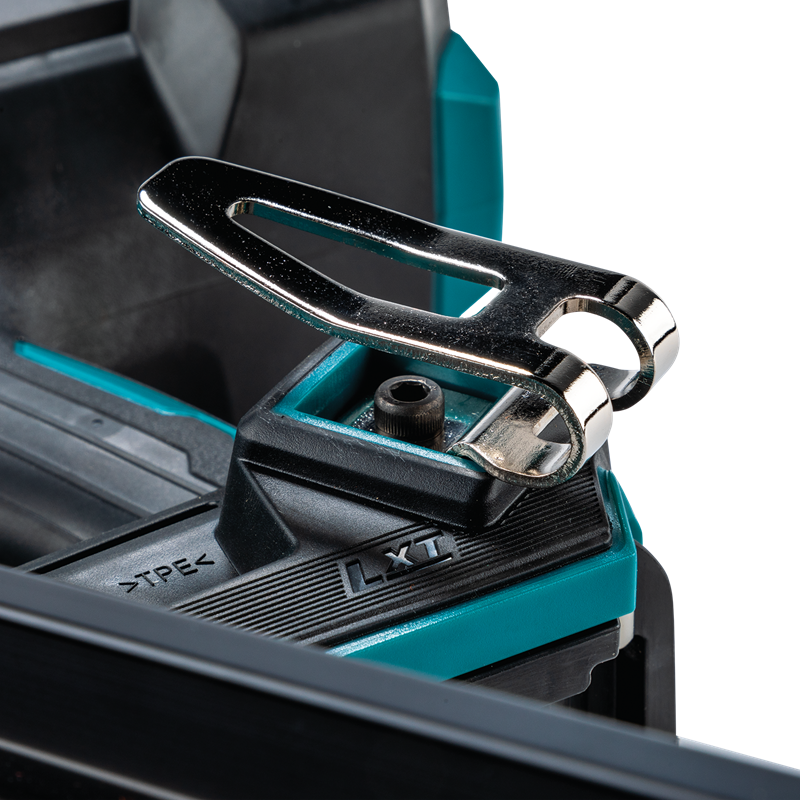 Makita DBN900ZK 18V LXT® Lithium‑Ion Cordless 30º Clipped Head 3‑1/2" Framing Nailer, Tool Only