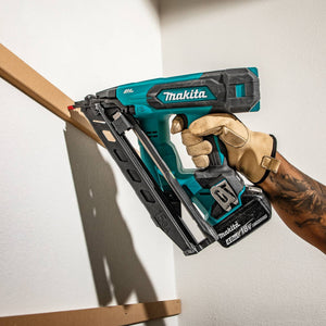 Makita DBN620Z 18V LXT Brushless 2-1/2" 15 ga Finish Nailer, 34°, Tool Only