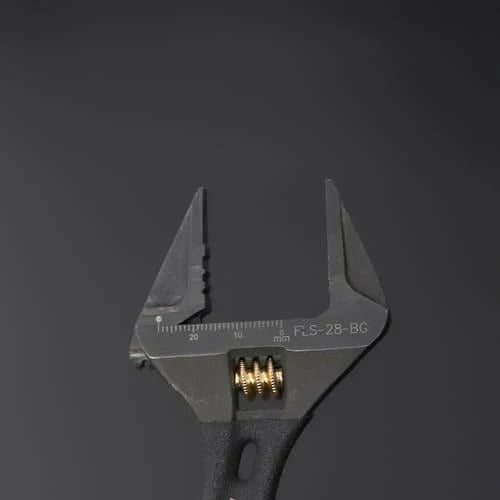 Fujiya Kurokin FLS-43-BG Lightweight Short Adjustable Wrench with Serrated Jaws