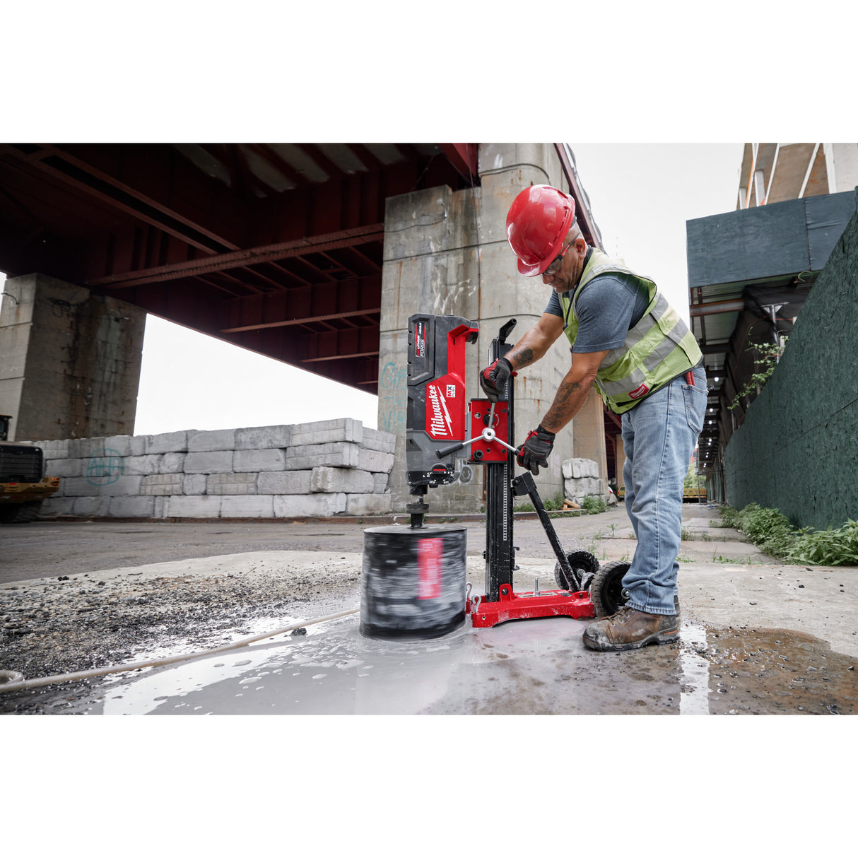 Milwaukee MXF302-2HD MX FUEL™ Core Rig w/ Stand Kit