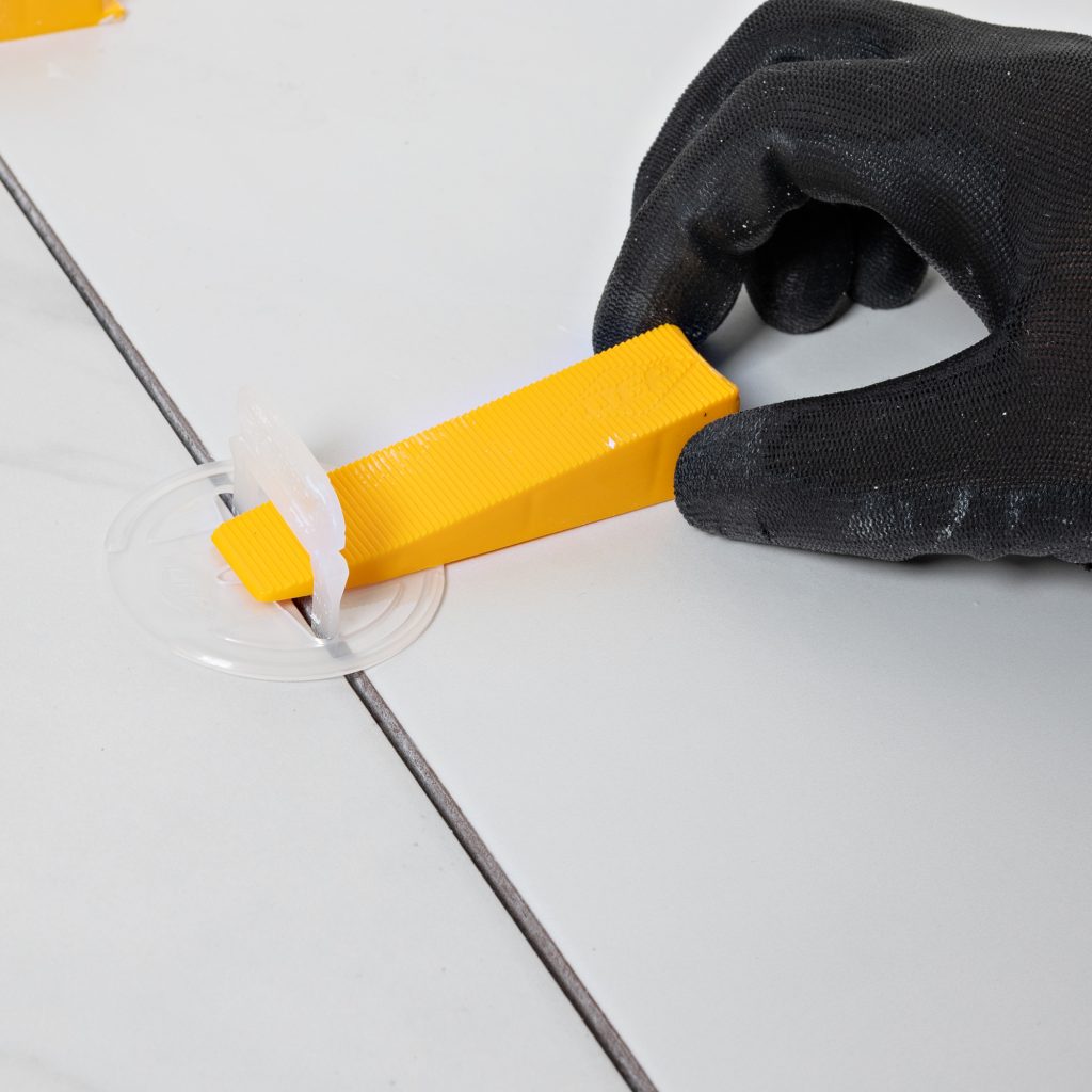 QEP 99762 LASH® XL Wedges - 100/Bag