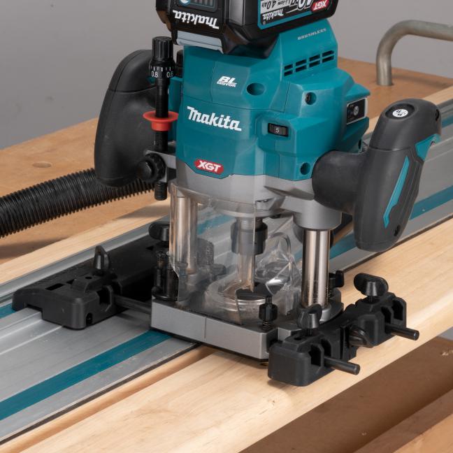 Makita RP001GZ01 40Vmax XGT Brushless Plunge Router