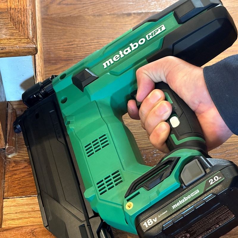 metabo HPT NT1850DGM 18v Multivolt 18-Gauge Compact Brad Nailer