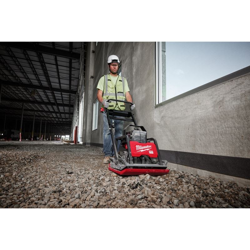 Milwaukee MXF220-2HD MX FUEL 20in Plate Compactor Kit