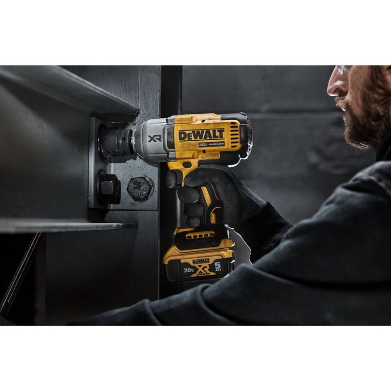 DEWALT DCF900P1 20V MAX XR  1/2 In. High Torque Impact Wrench with Hog Ring Anvil