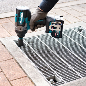 Makita TW003GZ 40Vmax XGT Brushless 1/2" High Torque Impact Wrench, Tool Only
