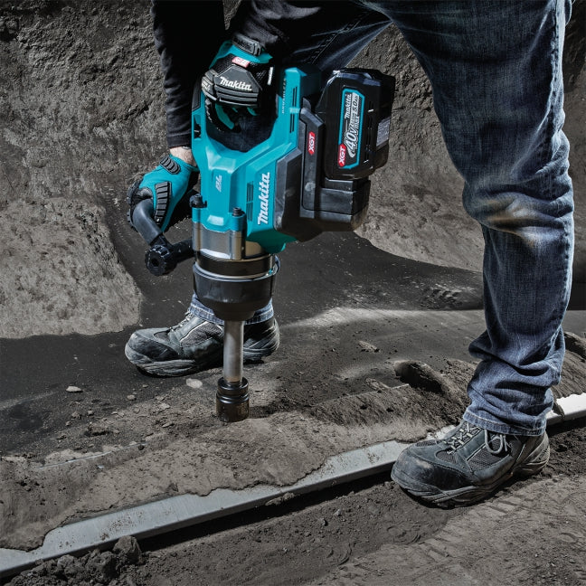 Makita TW010GT202 40Vmax XGT Brushless 1" Long Anvil Impact Wrench Kit