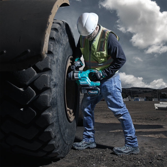 Makita TW010GT202 40Vmax XGT Brushless 1" Long Anvil Impact Wrench Kit