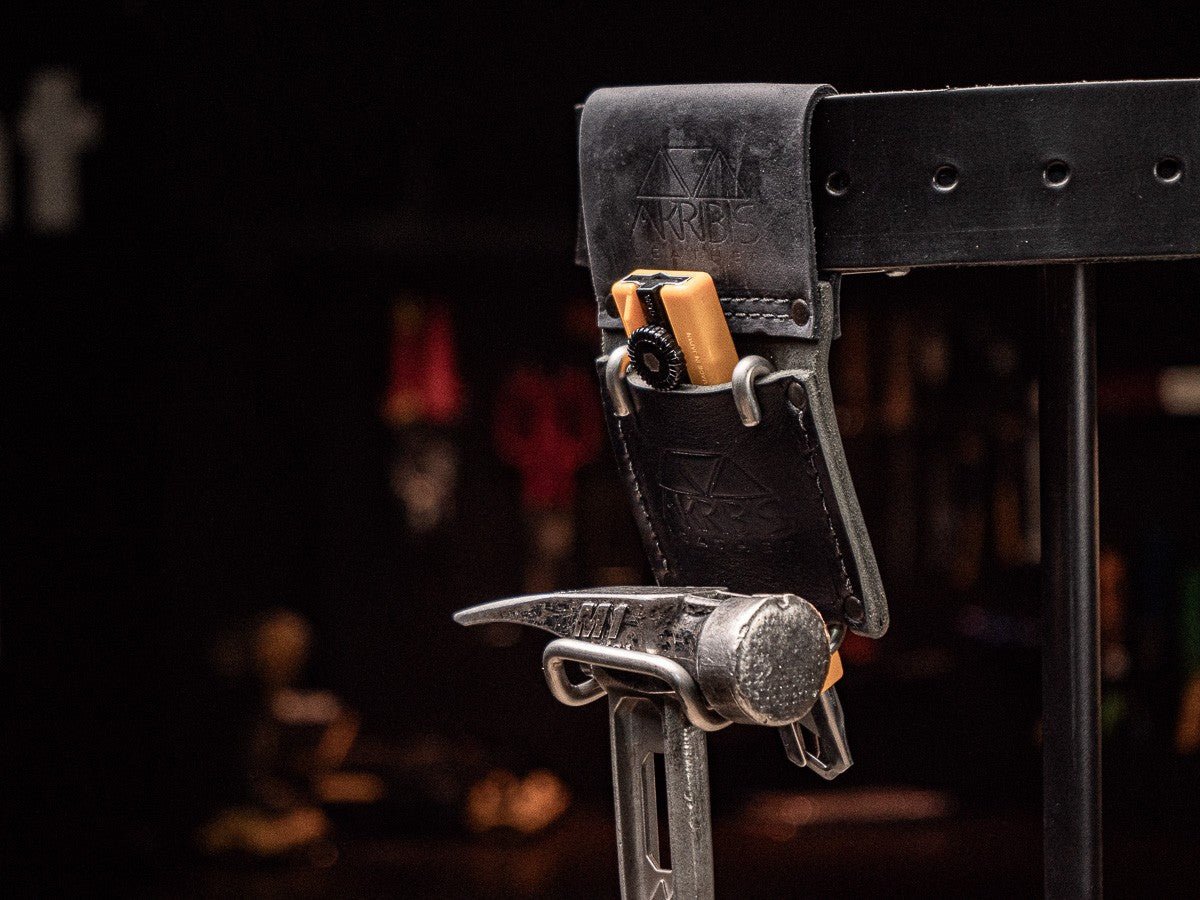 AKRIBIS Low Belt Hammer Loop - Mississauga Hardware Centre Inc