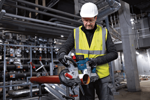 Bosch GCB18V - 5B26 Professional 18V 5 In. Deep Cut Band Saw Kit - Mississauga Hardware Centre Inc