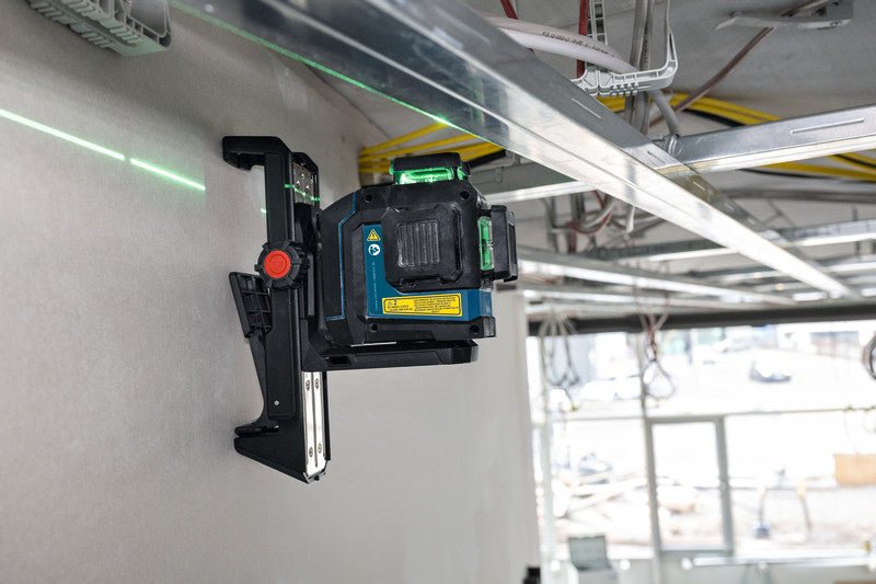 Bosch GLL300 - 42GL 3.7V 360⁰ Green - Beam Three - Plane Leveling and Alignment Laser with Li - Ion Battery - Mississauga Hardware Centre Inc