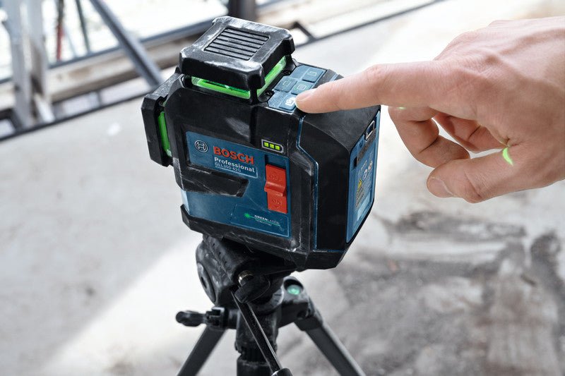 Bosch GLL300 - 42GL 3.7V 360⁰ Green - Beam Three - Plane Leveling and Alignment Laser with Li - Ion Battery - Mississauga Hardware Centre Inc
