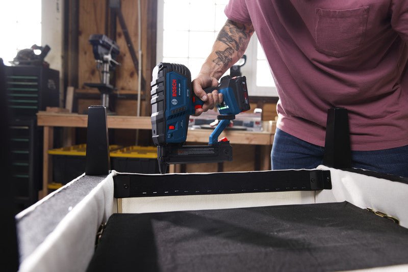 Bosch GTH18V - 18MB12 18V Brushless 18 - Gauge Narrow Crown Stapler Kit with (1) 2 Ah Standard Power Battery - Mississauga Hardware Centre Inc