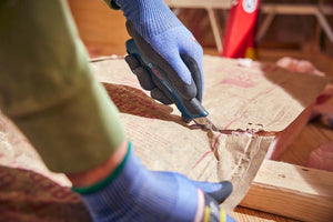 Bosch H11 - 12100 - 1 18mm Snap - Off Utility Knife - Mississauga Hardware Centre Inc