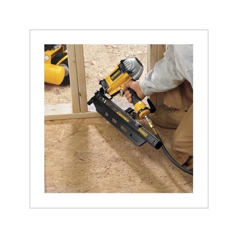 DEWALT | D51825 30 Clipped Head Framing Nailer, 2" - 3 - 1/2" (.113 to .131) Nail Capacity - Mississauga Hardware Centre Inc