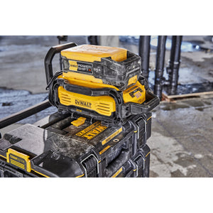 DEWALT DCBPSC0550 POWERSHIFT™ 550W Charger - Mississauga Hardware Centre Inc